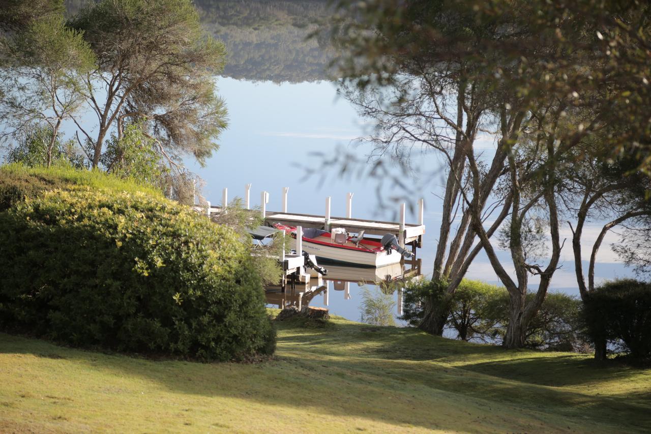 Gipsy Point Lakeside Exterior photo